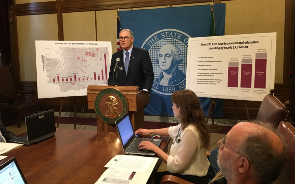 Governor Inslee proposes new teacher pay raises paid for by closing tax breaks